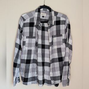 Universal Thread Black and Gray Flannel Size L